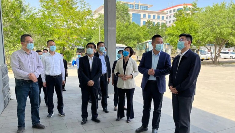 張錦剛副省長(cháng)一行蒞臨蘭州奇正生態(tài)健康品有限公司調研